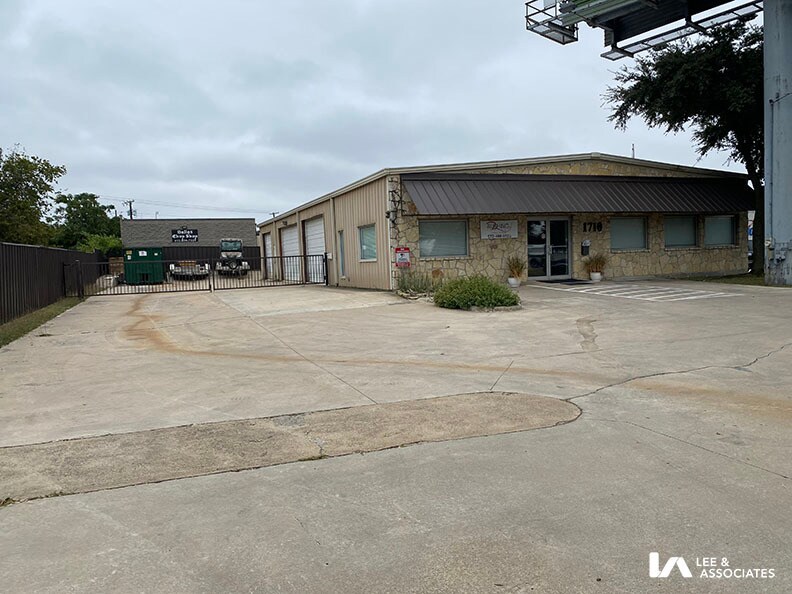 1710 N Interstate 35E, Carrollton, TX for sale Building Photo- Image 1 of 1