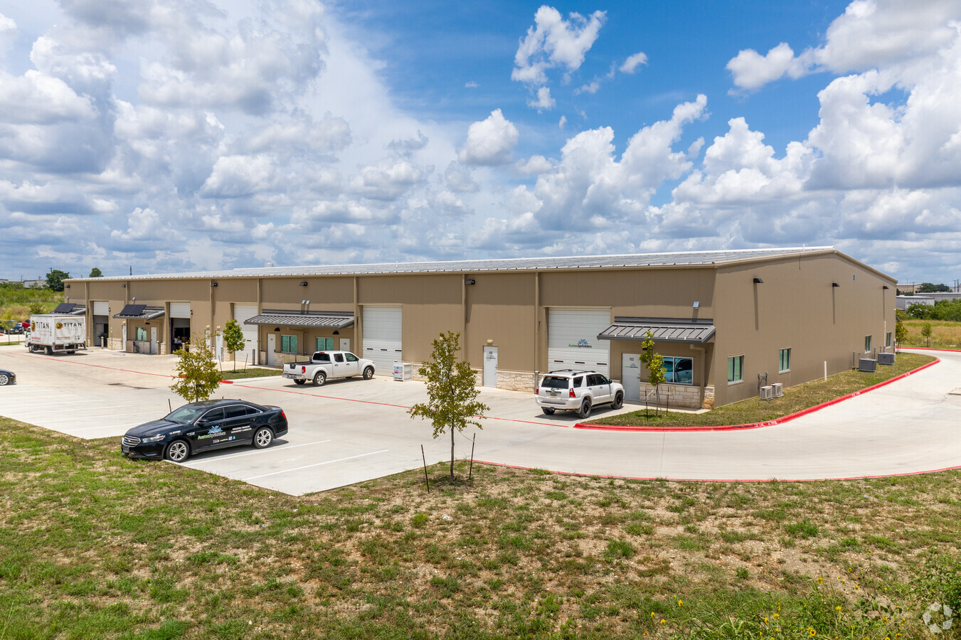 335 Warehouse Dr, Buda, TX 78610 - Buda Business Center | LoopNet