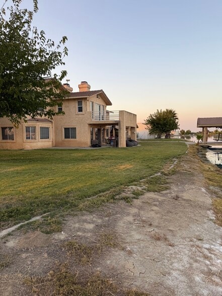 5051 Creekside Dr Rd, Arvin, CA for sale - Building Photo - Image 2 of 13