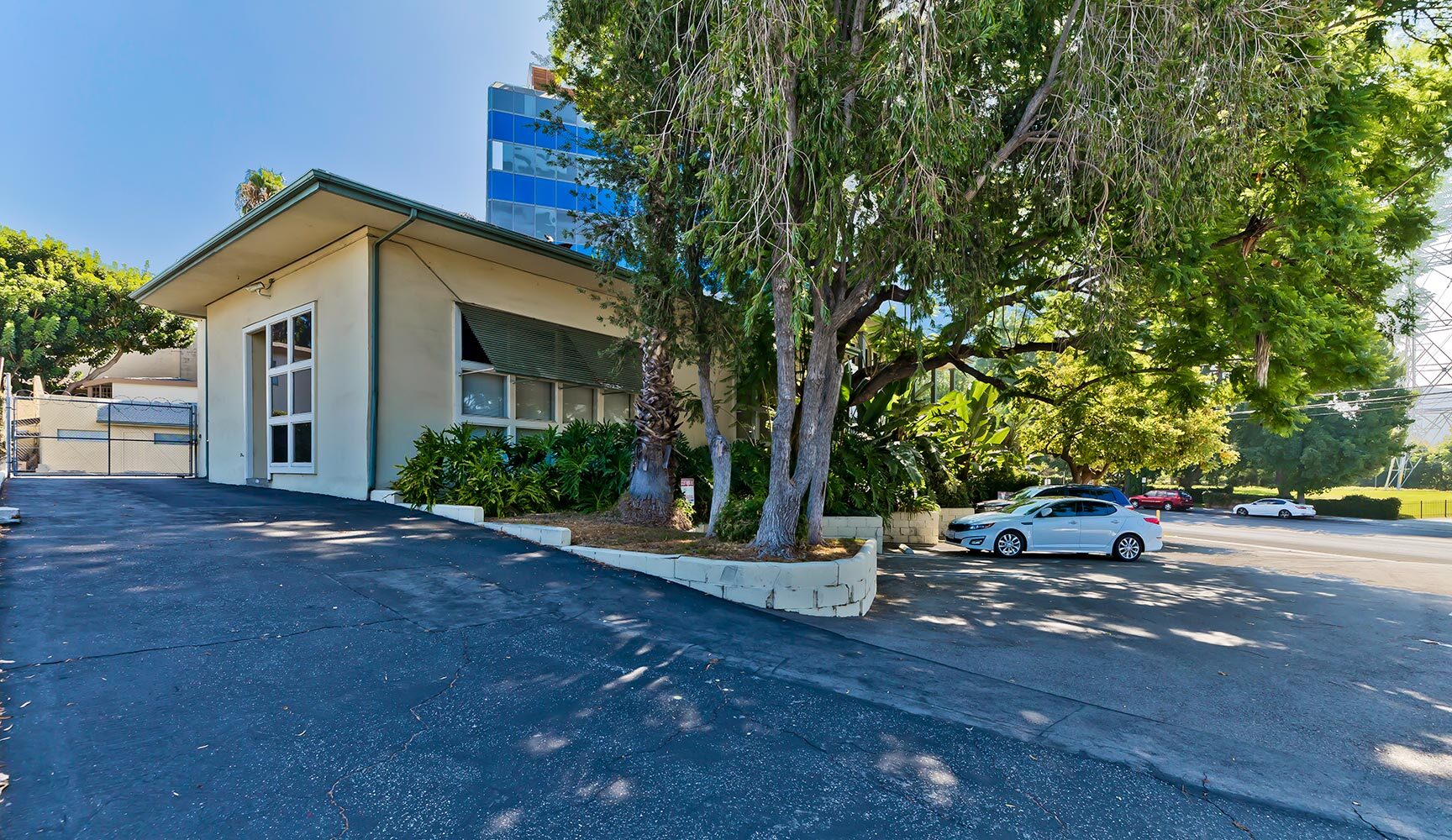 2921 W Alameda Ave, Burbank, CA 91505  Office for Lease  LoopNet