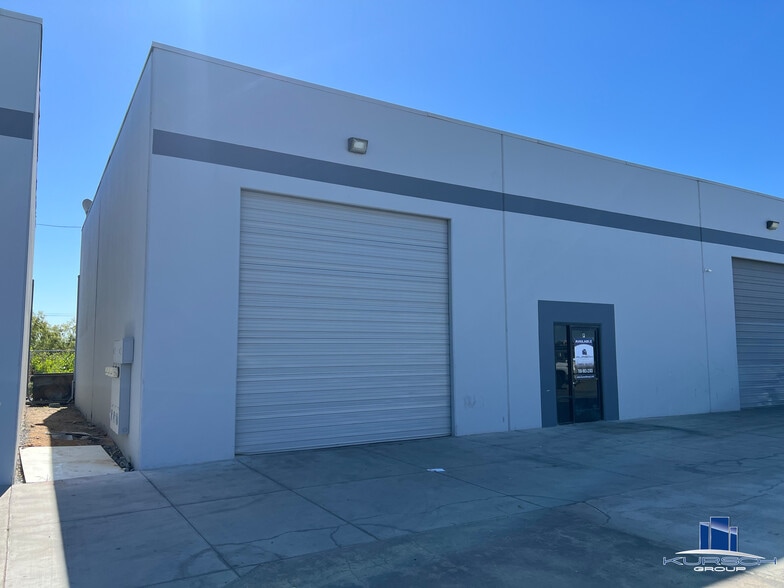 17615 Alder St, Hesperia, CA for lease - Building Photo - Image 2 of 5