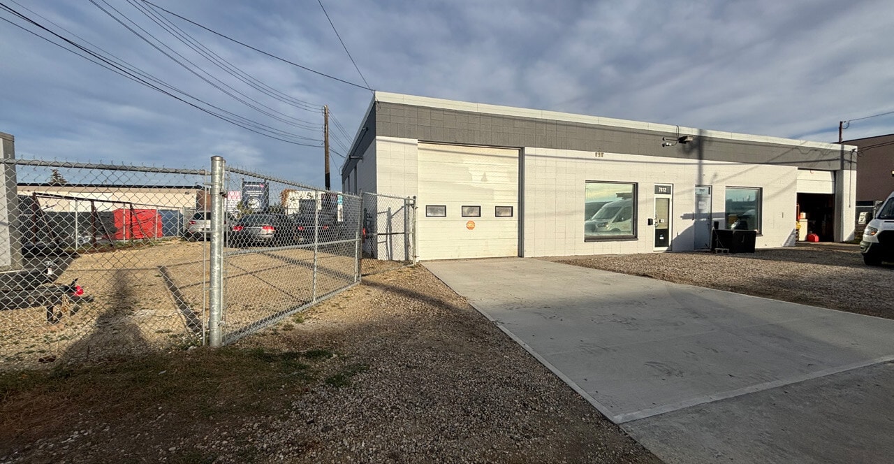 7812 Coronet Rd NW, Edmonton, AB for sale Building Photo- Image 1 of 1