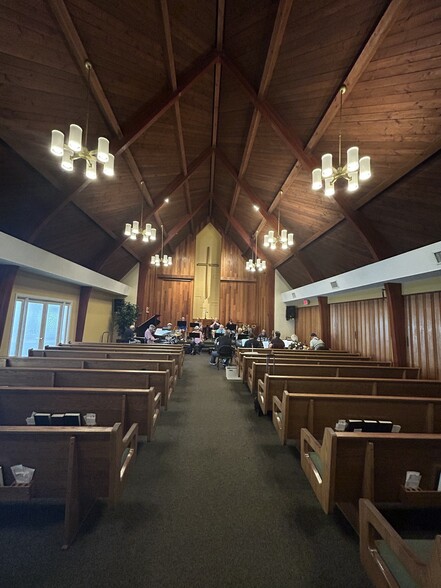 2525 Fairview Rd, Costa Mesa, CA for lease - Interior Photo - Image 3 of 7