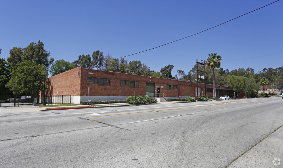 1401 Monterey Pass Rd, Monterey Park, CA for lease - Primary Photo - Image 1 of 12