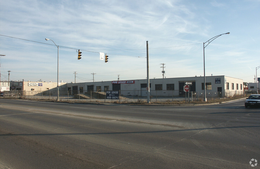 2140 S High St, Columbus, OH for lease - Building Photo - Image 2 of 5