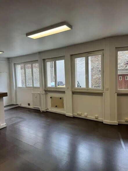 Office in Boulogne-Billancourt for lease - Interior Photo - Image 3 of 6