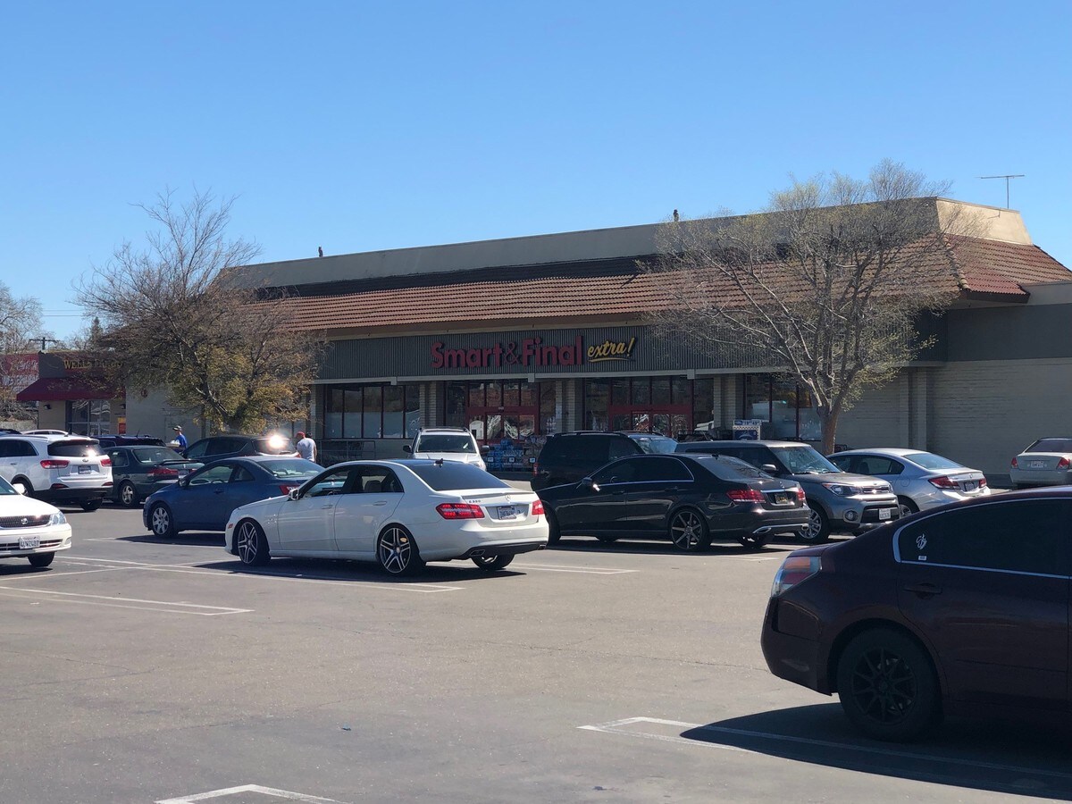 8481 Auburn Blvd, Citrus Heights, CA 95610