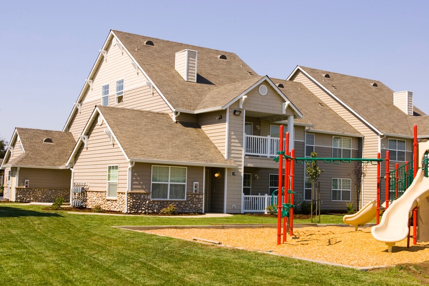 Oakley, CA 2 LIHTC Property Portfolio portfolio of 2 properties for sale on LoopNet.com - Building Photo - Image 2 of 17