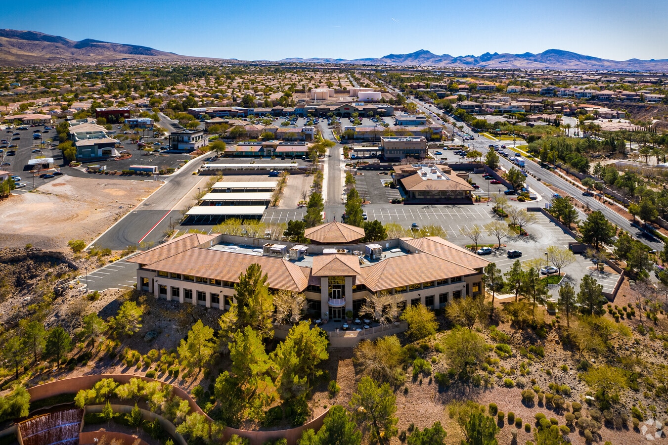 11500 S Eastern Ave, Henderson, NV 89052 Del b Anthem Office