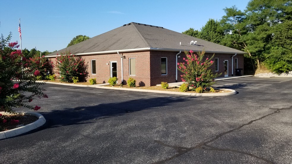 647 Bright Hill Rd, Smithville, TN 37166 Office for Sale