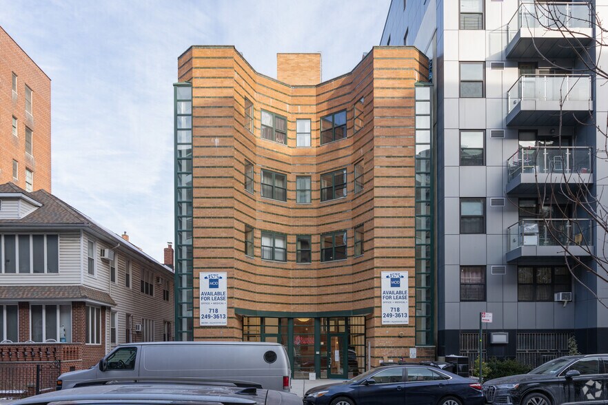 1575 E 19th St, Brooklyn, NY for sale - Primary Photo - Image 1 of 1