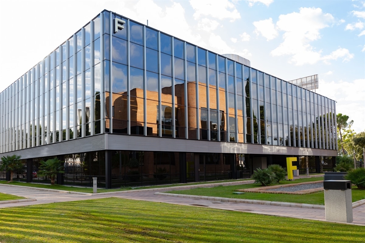 Calle Sierra de Guadarrama, 3, San Fernando de Henares, Madrid for lease Primary Photo- Image 1 of 3