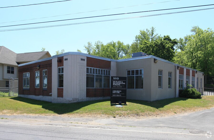 1810 Erie Blvd E, Syracuse, NY for sale - Primary Photo - Image 1 of 42