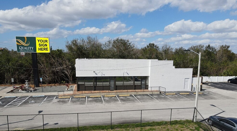 2037 E Irlo Bronson Memorial Hwy, Kissimmee, FL for lease - Building Photo - Image 3 of 13