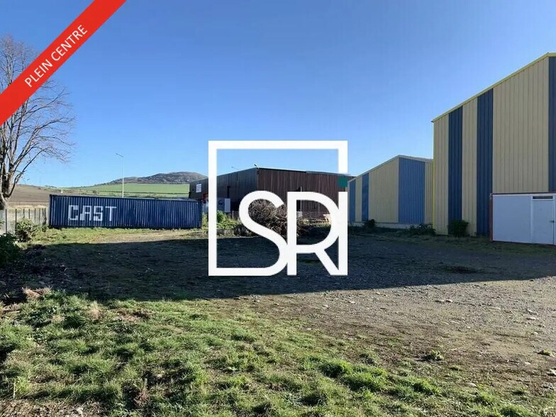 Industrial in Cournon-d'Auvergne for sale - Building Photo - Image 1 of 10