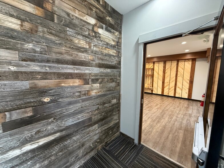 1905 W 8th St, Loveland, CO for lease - Interior Photo - Image 2 of 12