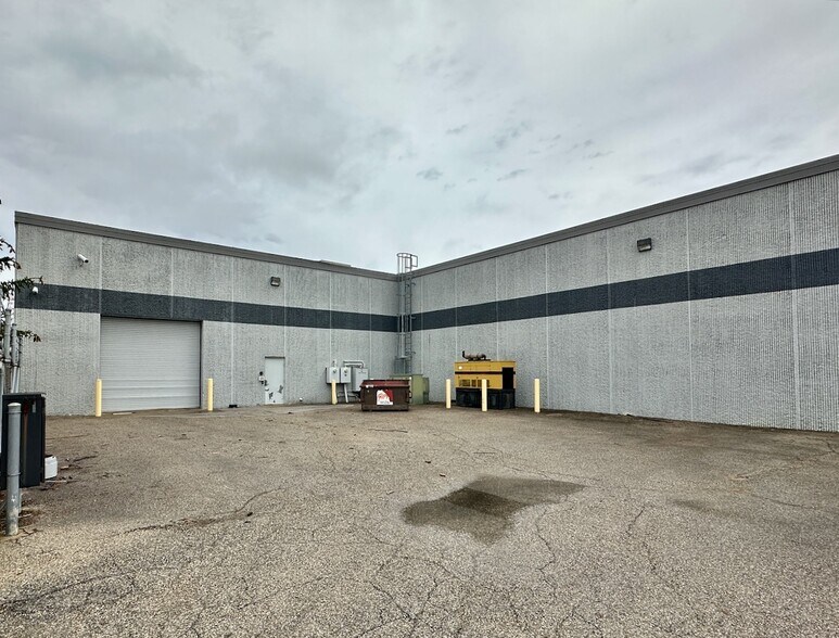 5251 E 81st St, Indianapolis, IN for lease - Building Photo - Image 3 of 3