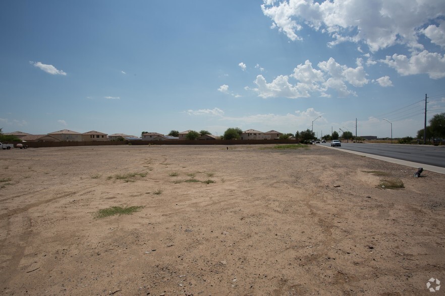 SEC of W Cactus Rd & N Dysart Rd, El Mirage, AZ for lease - Building Photo - Image 3 of 6