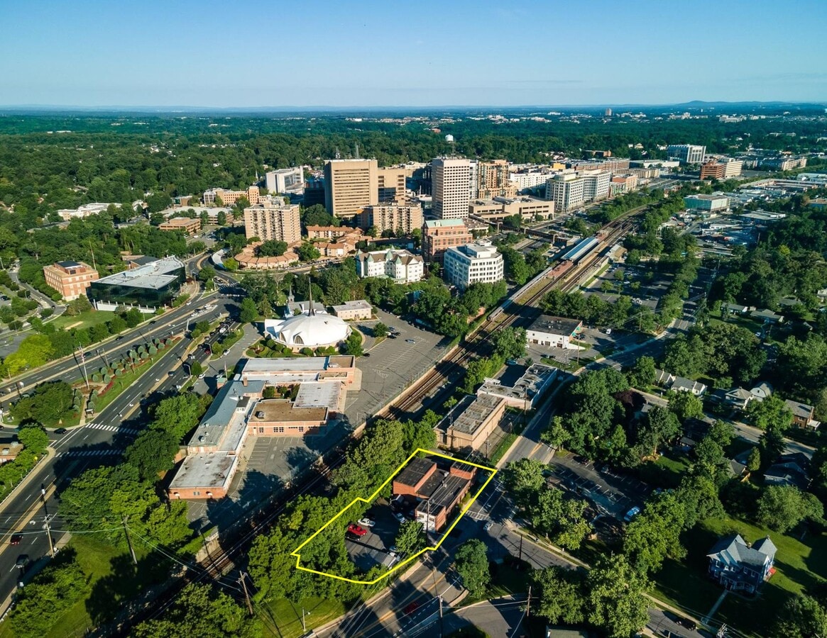 615 S STONESTREET AVE