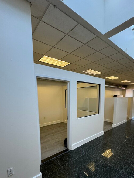 3 Whale Sq, Brooklyn, NY for lease - Building Photo - Image 1 of 15