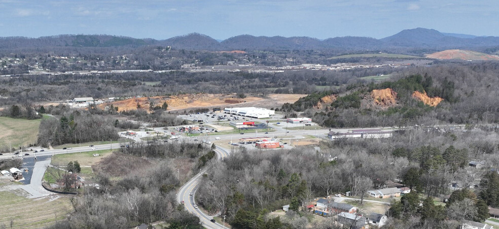 6125 Riverside Dr, Knoxville, TN for sale - Aerial - Image 2 of 3