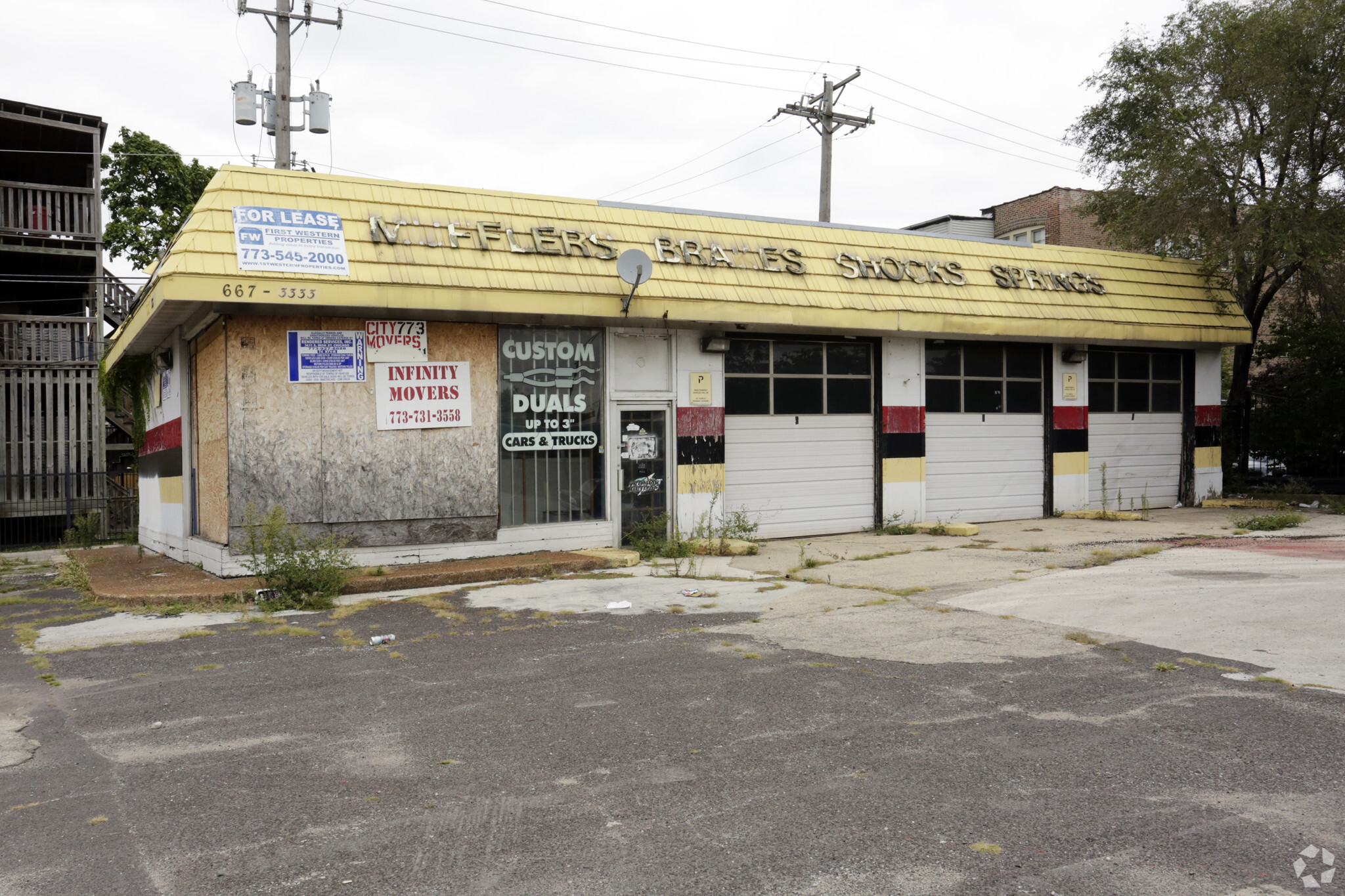 2000 E 75th St, Chicago, IL for sale Primary Photo- Image 1 of 3