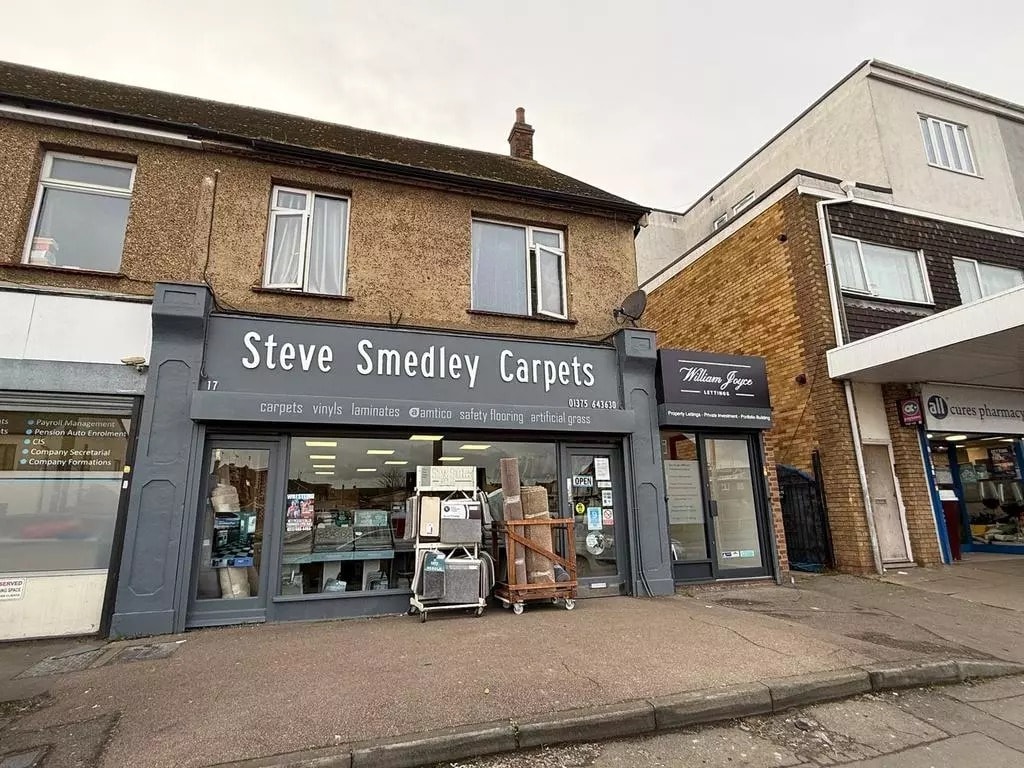 17 Lampits Hl, Stanford Le Hope for sale Primary Photo- Image 1 of 1