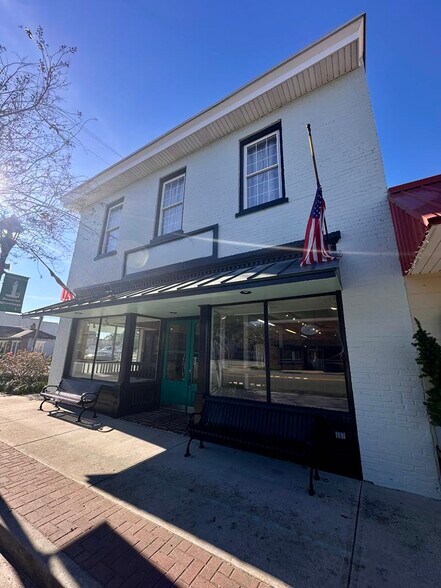 102 N Laurel St, Springfield, GA for sale - Building Photo - Image 1 of 1