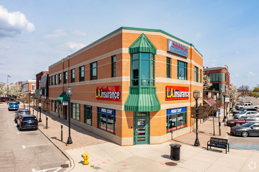 40-42 Macomb Pl, Mount Clemens, MI for sale - Primary Photo - Image 1 of 1