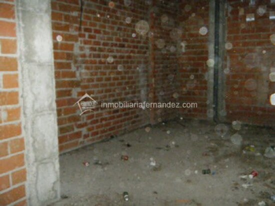 Retail in Cáceres, Cáceres for lease - Building Photo - Image 1 of 3