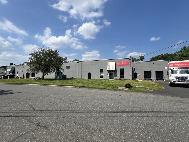 1296 Adams Rd, Bensalem, PA for lease - Building Photo - Image 2 of 5