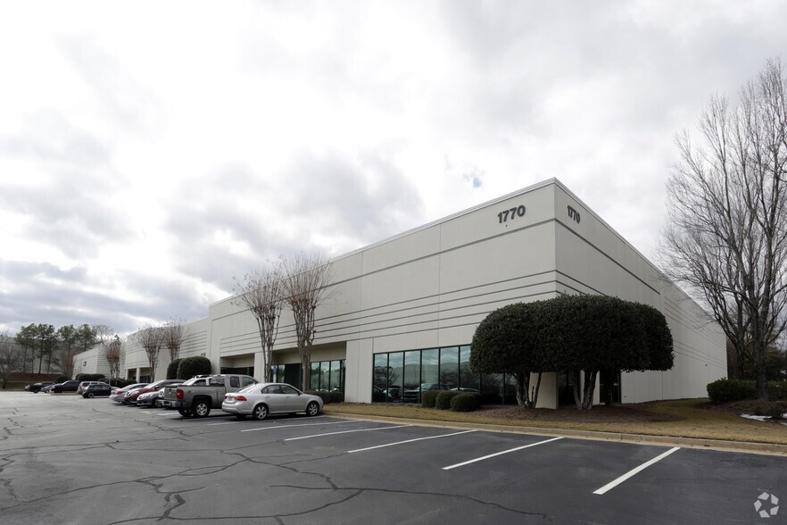 1770 Breckinridge Pky, Duluth, GA 30096