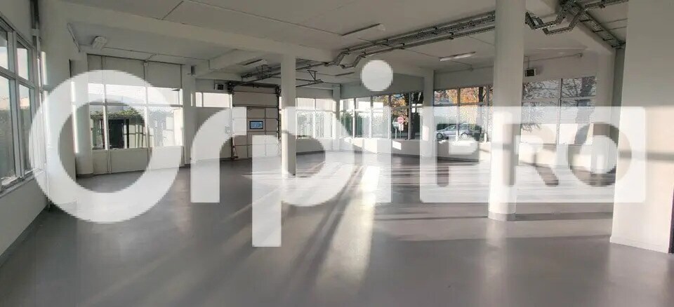 Flex in Tigery for lease Interior Photo- Image 1 of 13