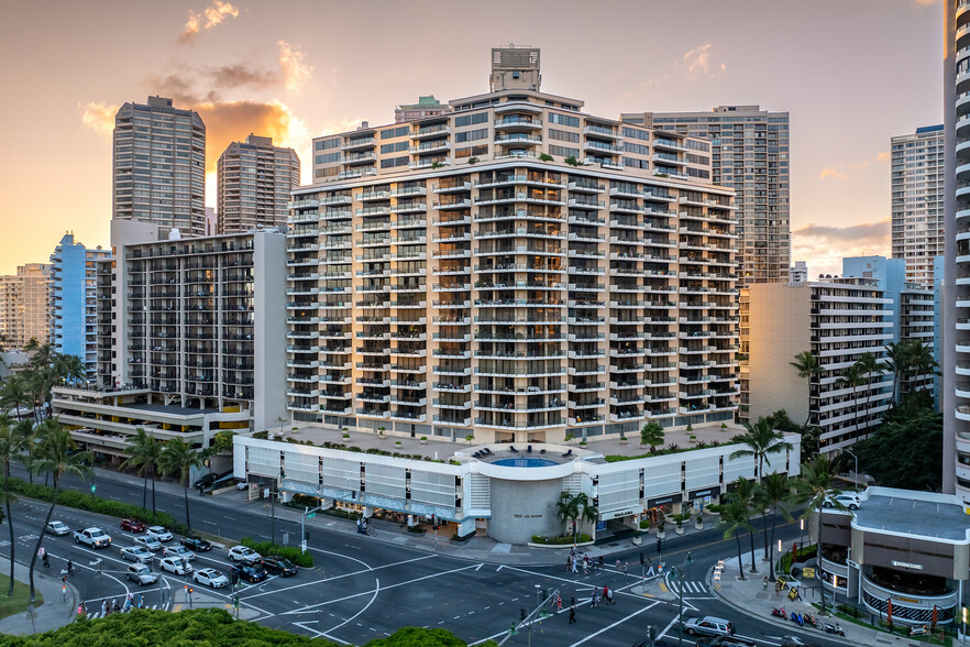 1860 Ala Moana Blvd, Honolulu, HI for lease - Building Photo - Image 1 of 6