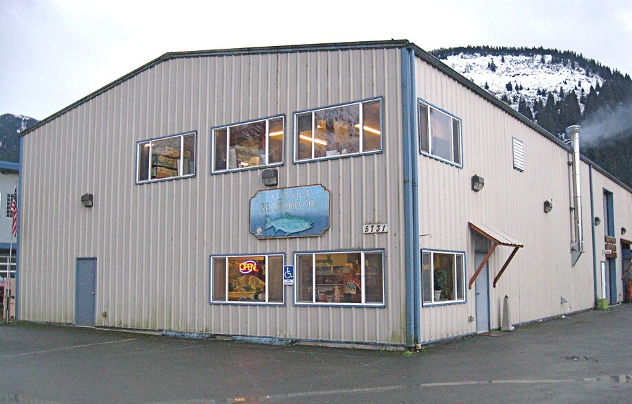 5731 Concrete Way, Juneau, AK for sale - Primary Photo - Image 1 of 1