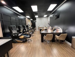 14650 Gatorland Dr, Orlando, FL for lease Interior Photo- Image 1 of 6