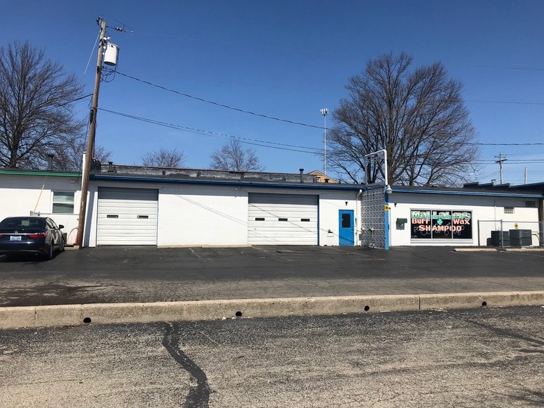8263 Clara Ave, Cincinnati, OH for lease - Building Photo - Image 2 of 5