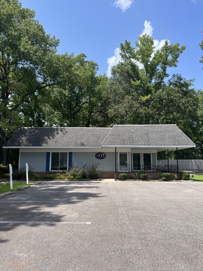 705 Jefferson St, Whiteville, NC 28472 Office for Sale