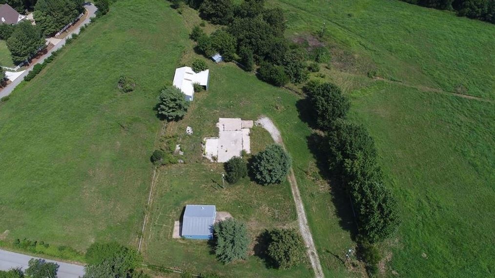 1866 Kissinger Ave, Springdale, AR for sale Aerial- Image 1 of 1