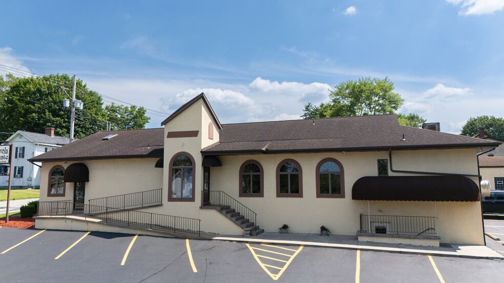 400 S Center Ave, New Stanton, PA for sale - Building Photo - Image 1 of 45