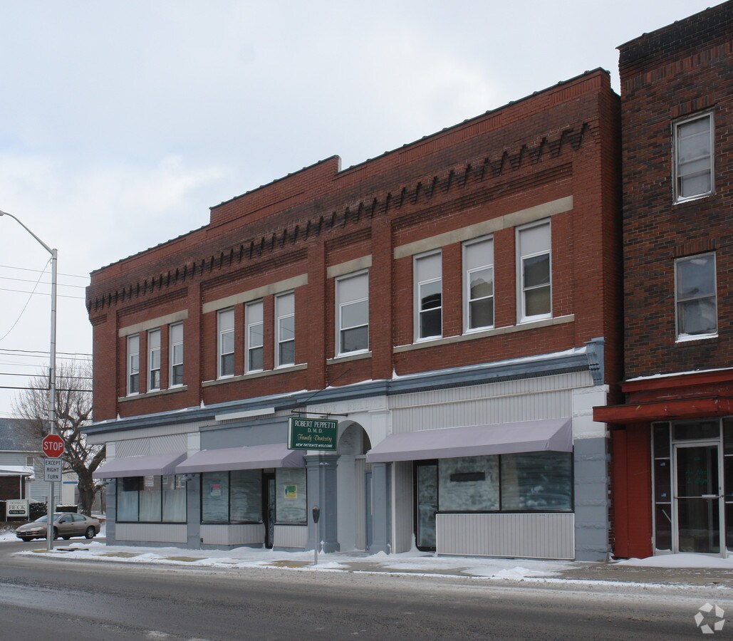 605 Main St, Portage, PA 15946