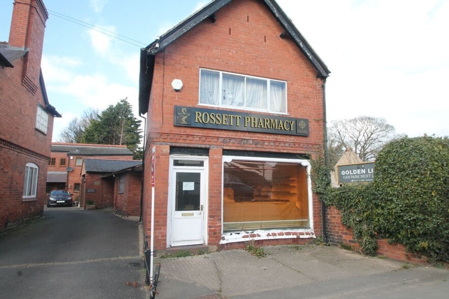 Chester Rd, Wrexham for sale - Primary Photo - Image 1 of 10