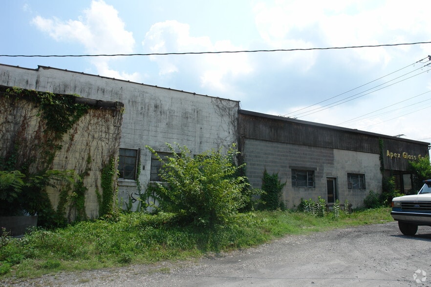 4518 MacCorkle Ave SW, Charleston, WV for lease - Building Photo - Image 2 of 8