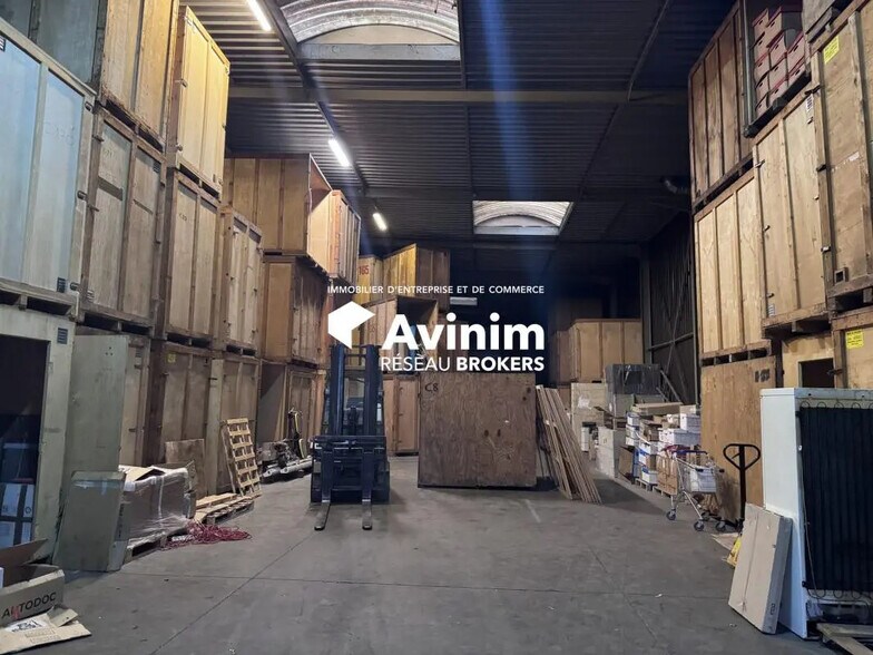 Industrial in Montreuil for lease - Building Photo - Image 3 of 3