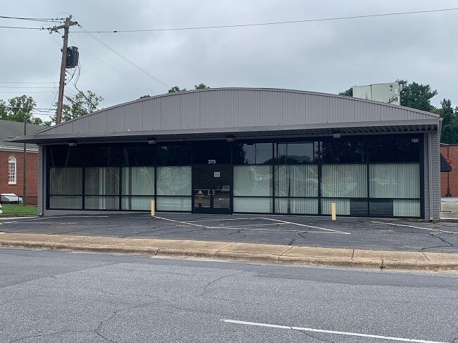 375 Main Ave NE, Hickory, NC for sale Building Photo- Image 1 of 1