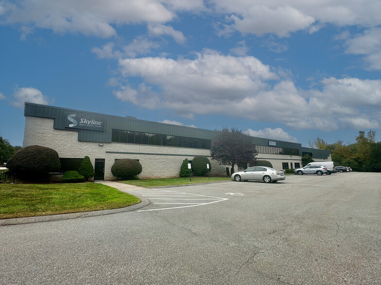 362 Industrial Park Rd, Middletown, CT for sale - Building Photo - Image 1 of 27