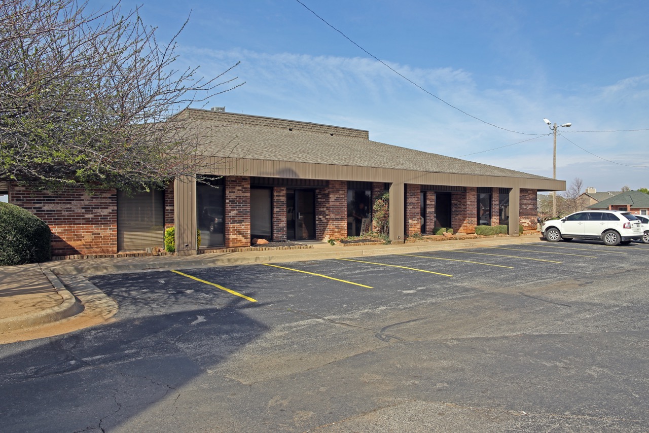 11912 N Pennsylvania Ave, Oklahoma City, OK for sale Building Photo- Image 1 of 1