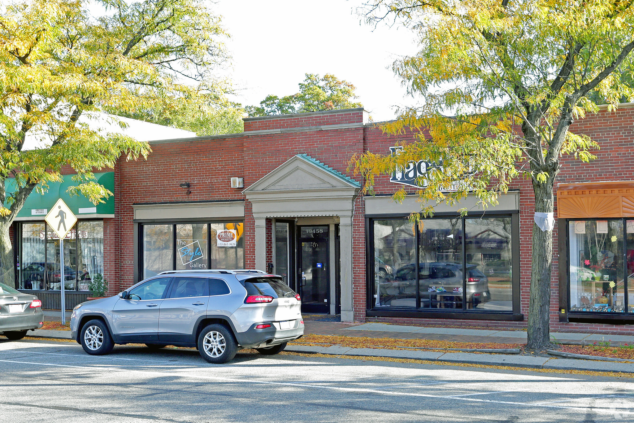 19458 Livernois Ave, Detroit, MI for lease Interior Photo- Image 1 of 2