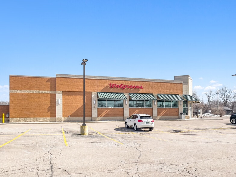 2985 Crooks Rd, Rochester Hills, MI for sale - Building Photo - Image 3 of 7