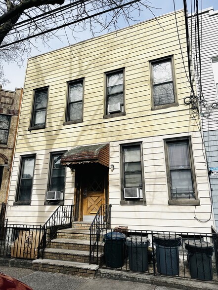 1915 Menahan St, Flushing, NY 11385 - Multifamily for Sale | LoopNet